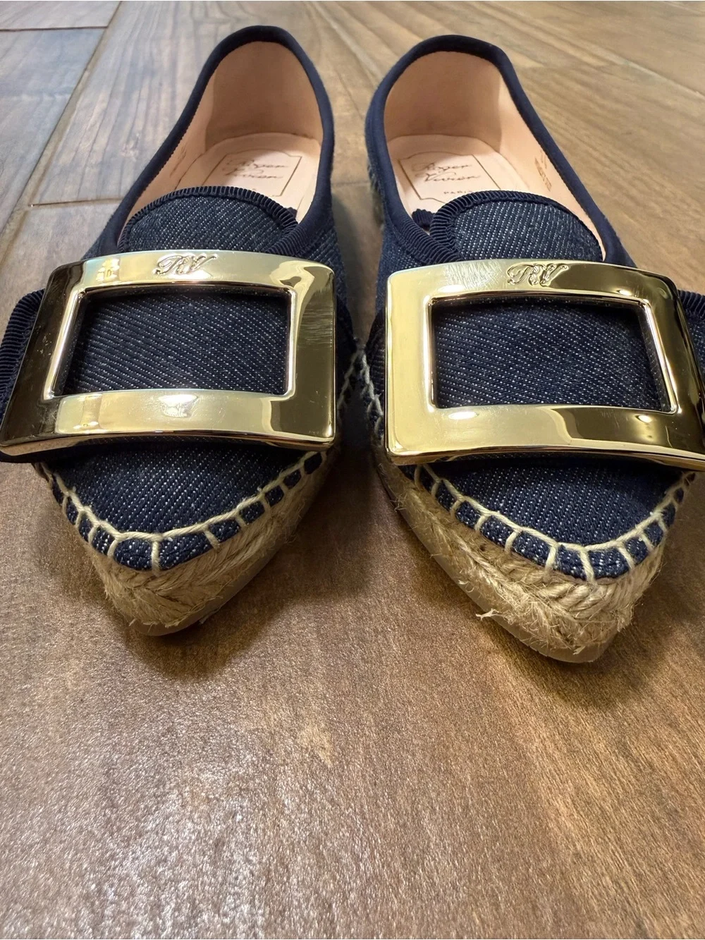 Roger Vivier Denim Espadrille Flat Dark Blue Gold Buckle 34 4 Flatform Shoes